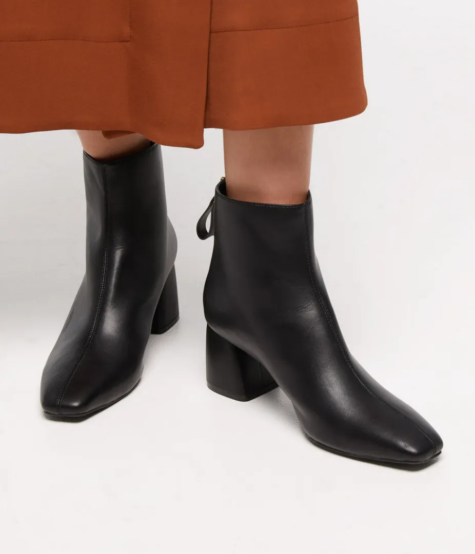 Heels | Boots | Matt & Nat Mattnat DEENA Women's Vegan Mid Heel Boots