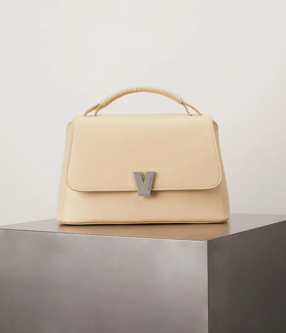 mattnat_gean_large_vegan_crossbody_bag__appleskin_new_arrivals_11.webp Crossbody | Matt & Nat Mattnat GEAN Large Vegan Crossbody Bag - APPLESKIN™ New Arrivals