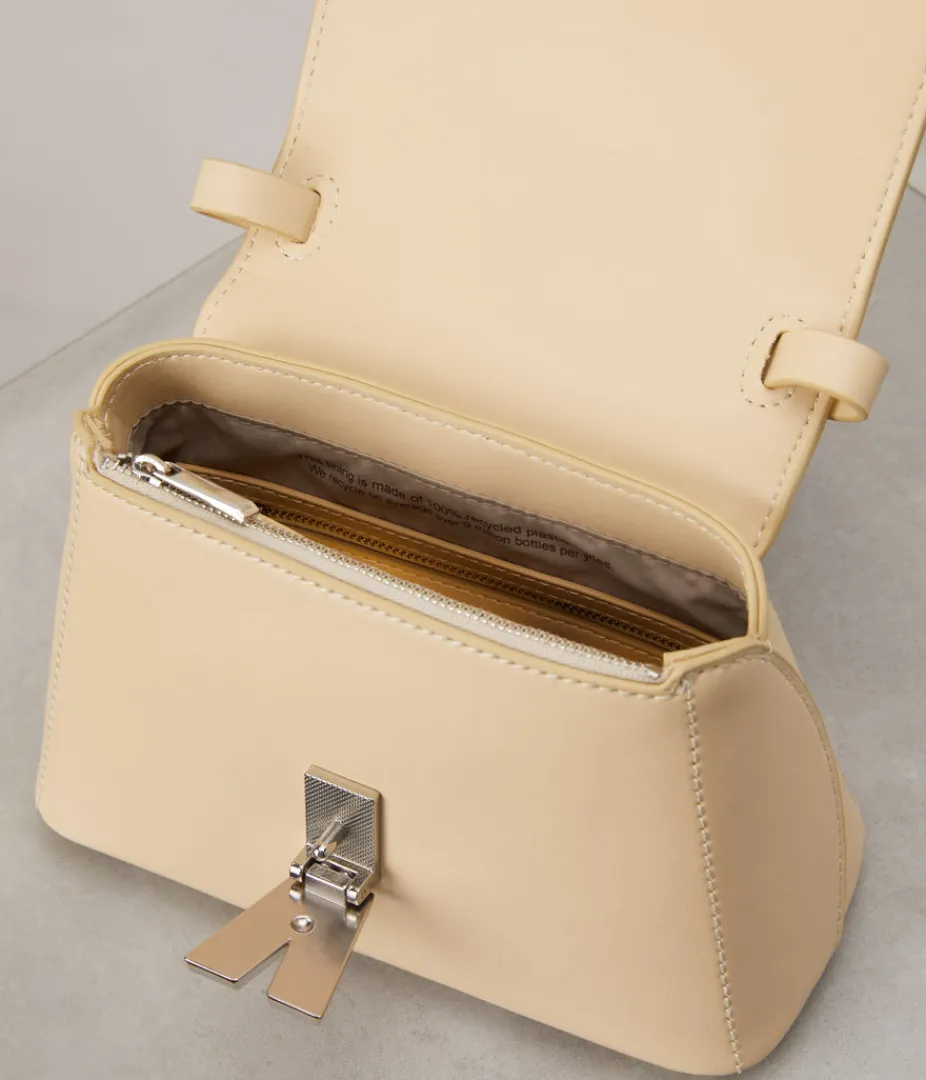 mattnat_geansm_small_vegan_crossbody_bag__appleskin_20.webp Crossbody | Matt & Nat Mattnat GEANSM Small Vegan Crossbody Bag - APPLESKIN™