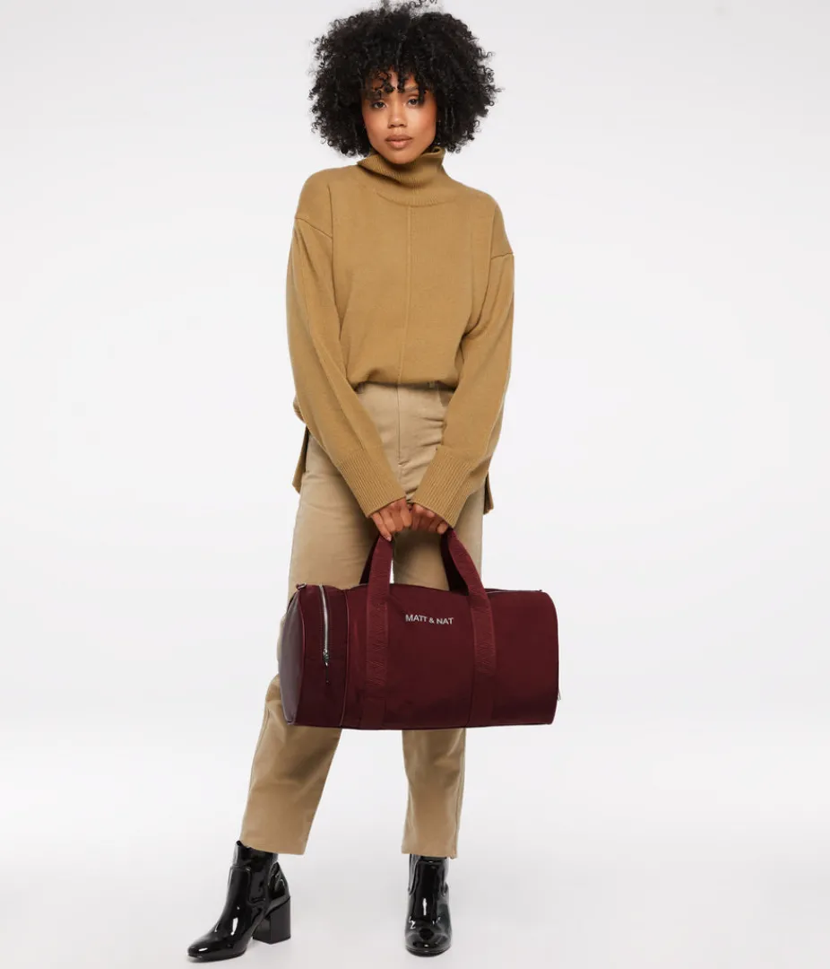 mattnat_shay_vegan_duffle_bag__oam_bags_10.webp Weekenders | Weekenders | Matt & Nat Mattnat SHAY Vegan Duffle Bag - Oam Bags