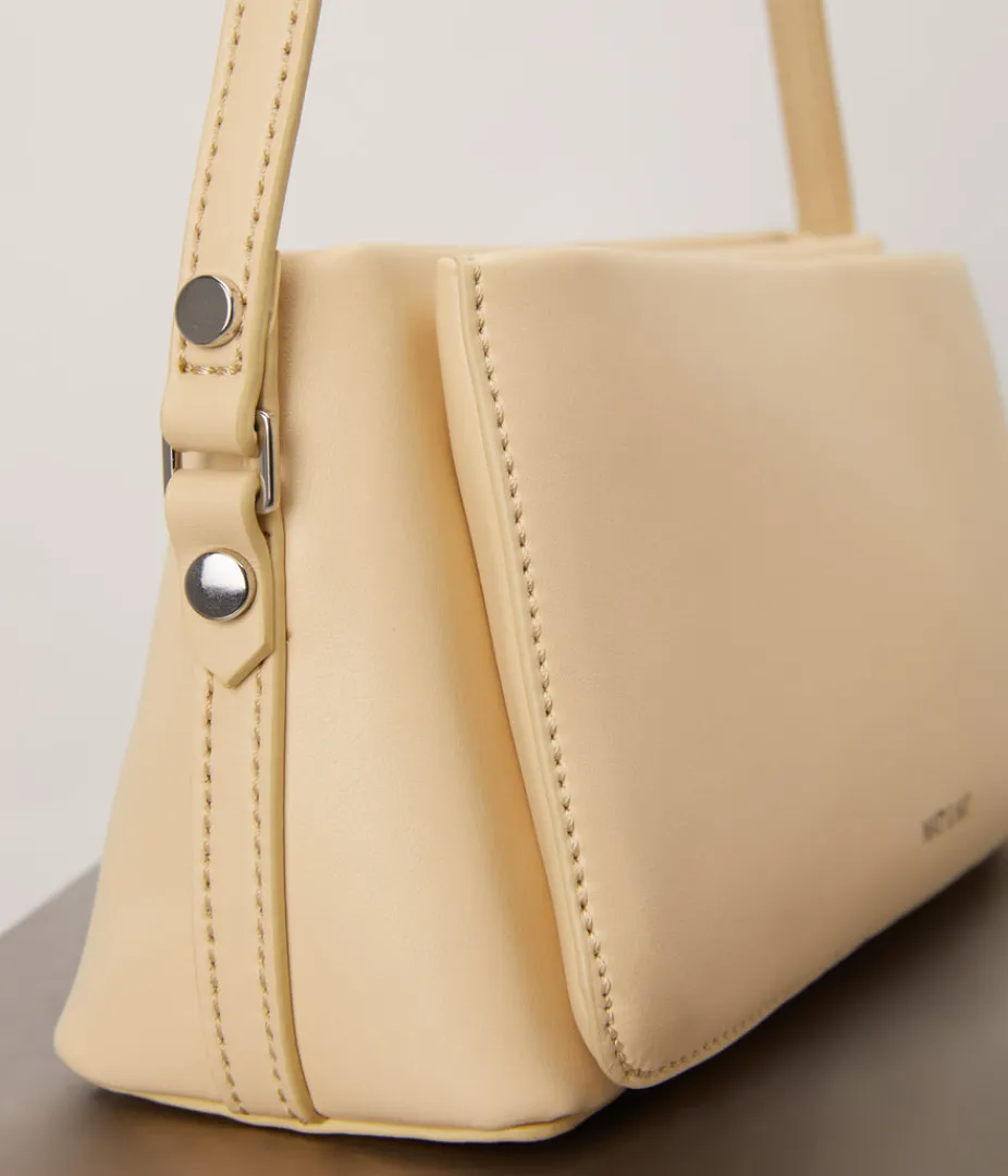 mattnat_val_vegan_shoulder_bag__appleskin_new_arrivals_21.webp Hobo | Shoulder Bags | Matt & Nat Mattnat VAL Vegan Shoulder Bag - APPLESKIN™ New Arrivals