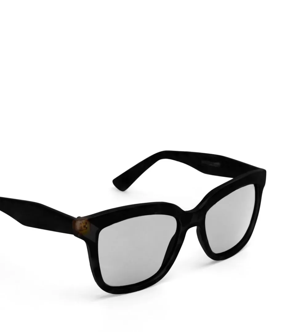 mattnat_vivie_sunglasses_3.webp Sunglasses | Matt & Nat Mattnat VIVIE Sunglasses