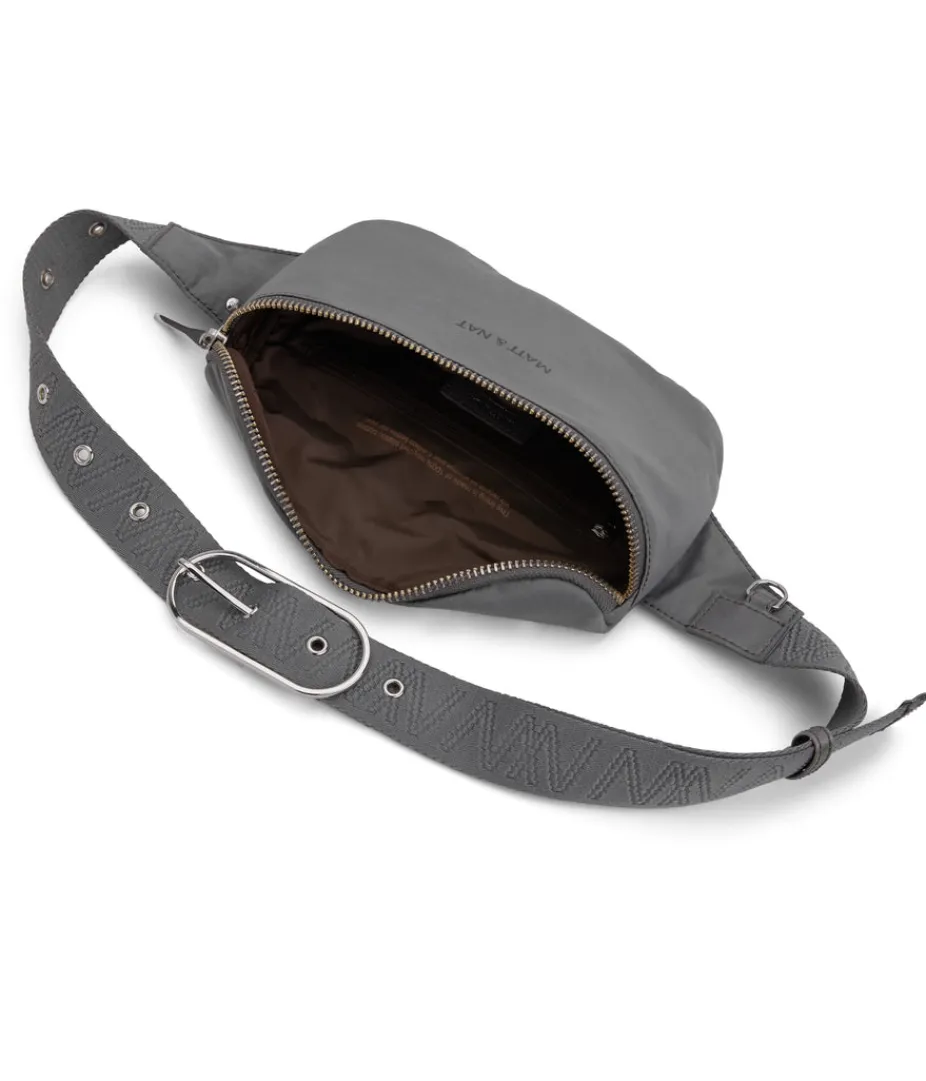 mattnat_wik_vegan_belt_bag__oam_bags_8.webp Belt Bags | Belt Bags | Matt & Nat Mattnat WIK Vegan Belt Bag - Oam Bags